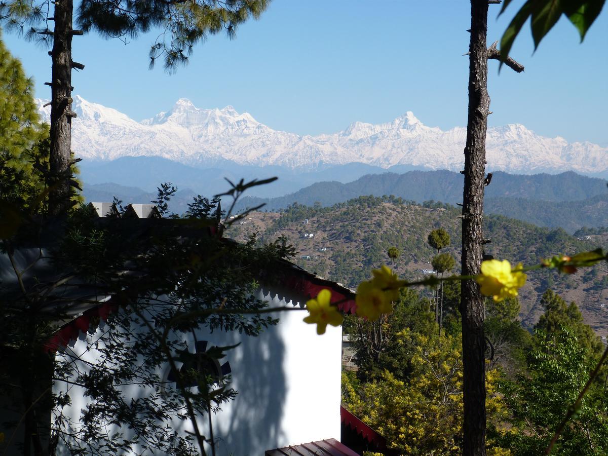 Ayurvaid Kalmatia Hotel Almora Exterior photo
